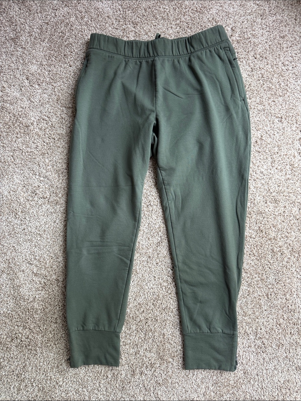 GAP FIT Olive Green Knit Jogger